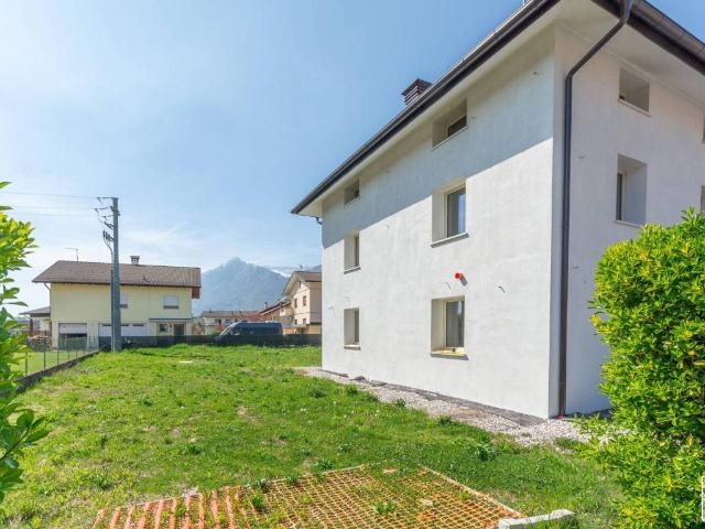 Villa Indipendente in vendita a Sedico, Veneto