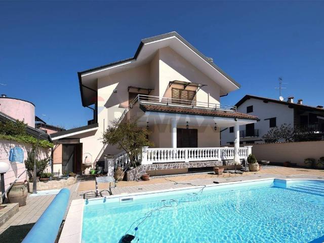 Villa Indipendente in vendita a Sedriano, Lombardia