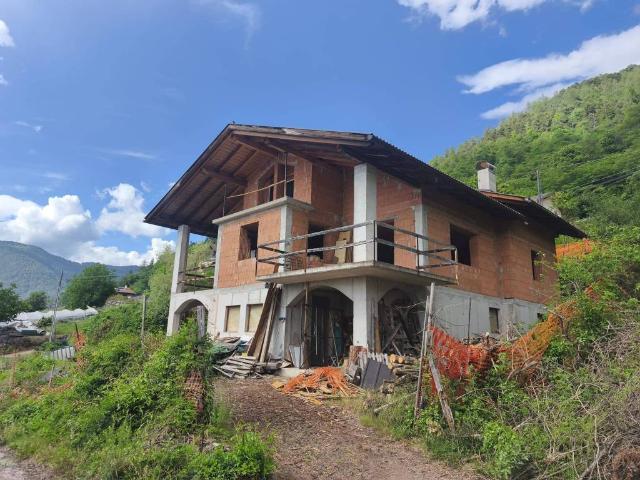 Villa Indipendente in vendita a Comunità della Valle di Cembra, Segonzano