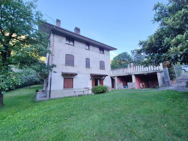 Villa Indipendente in vendita a Novelle, Sellero