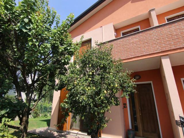 Villa Indipendente in vendita a Caselle, Selvazzano Dentro