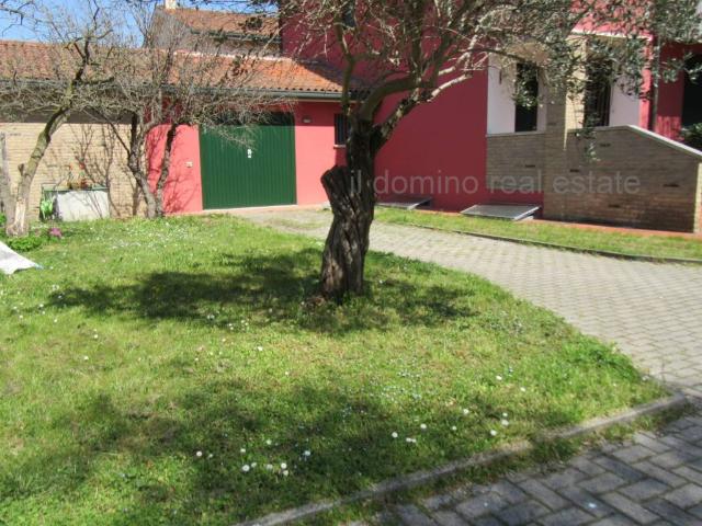 Villa Indipendente in vendita a San Domenico, Selvazzano Dentro