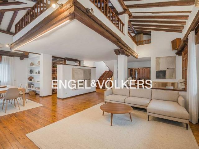 Villa Indipendente in vendita a Selvazzano Dentro, Veneto