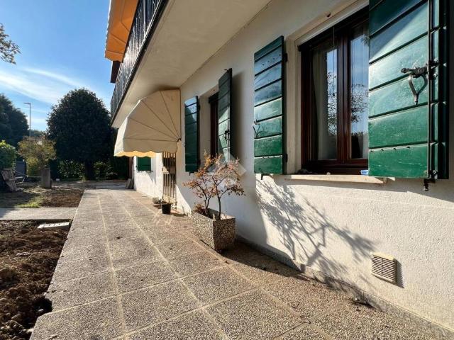 Villa Indipendente in vendita a Selvazzano Dentro, Veneto