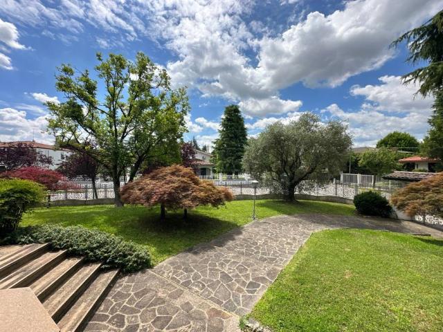 Villa Indipendente in vendita a Selvazzano Dentro, Veneto