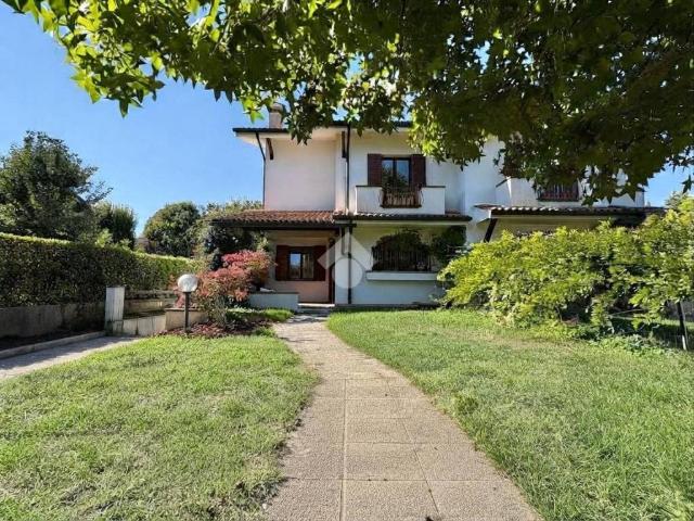 Villa Indipendente in vendita a Tencarola, Selvazzano Dentro