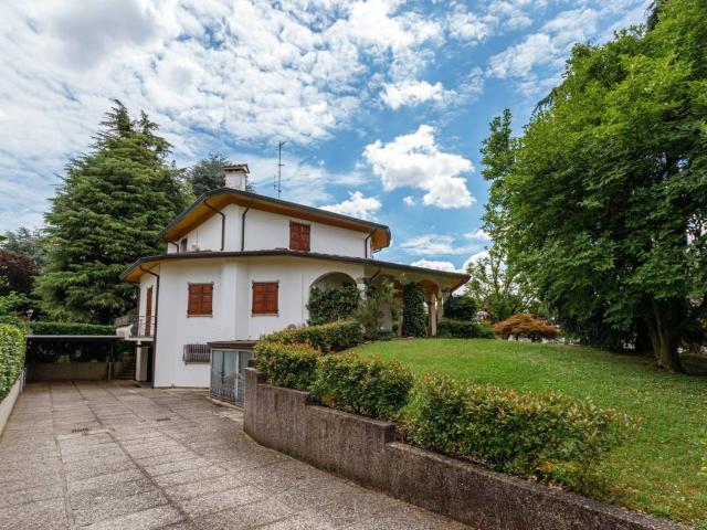 Villa Indipendente in vendita a Selvazzano Dentro, Veneto