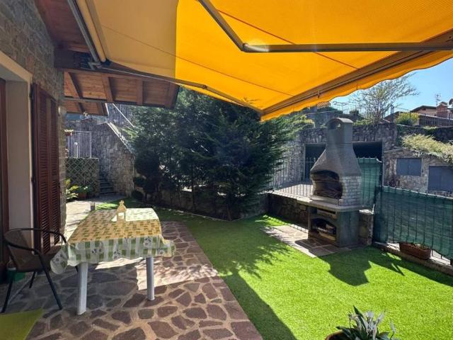 Villa Indipendente in vendita a Selvino, Lombardia