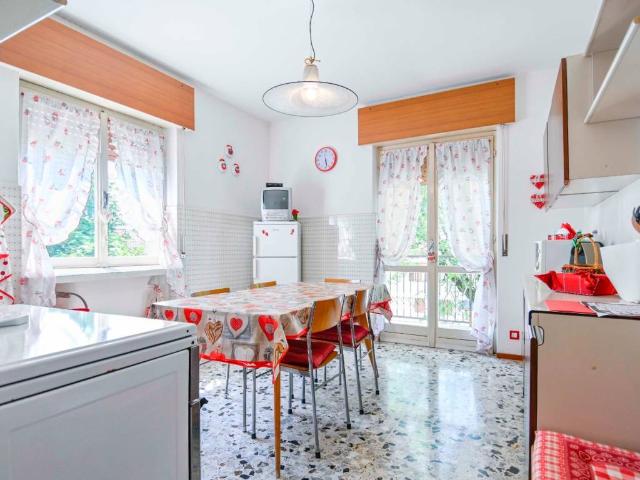 Villa Indipendente in vendita a Selvino, Lombardia