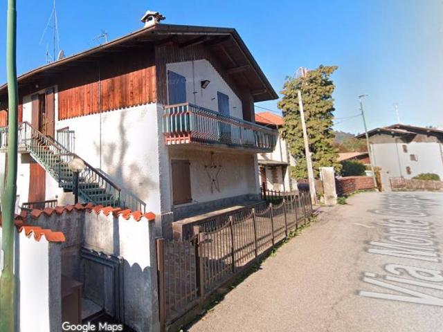 Villa Indipendente in vendita a Selvino, Lombardia