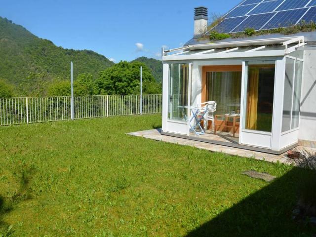 Villa Indipendente in vendita a Selvino, Lombardia