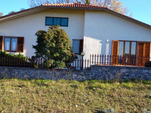 Villa Indipendente in vendita a Unione dei Comuni Montani Amiata Grossetana, Semproniano