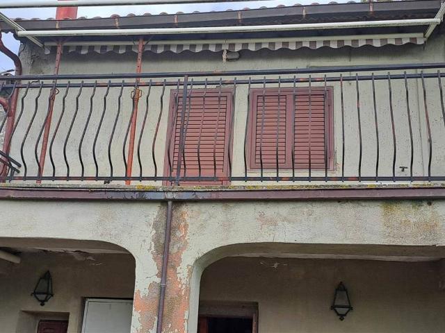 Villa Indipendente in vendita a Unione dei Comuni Montani Amiata Grossetana, Semproniano