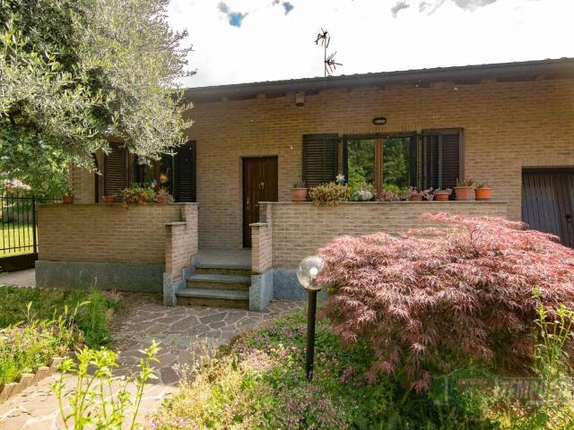 Villa Indipendente in vendita a Castelletto, Senago