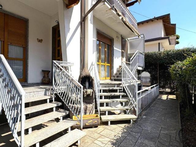 Villa Indipendente in vendita a Castelletto, Senago