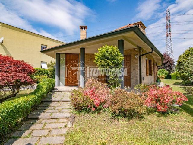 Villa Indipendente in vendita a Castelletto, Senago