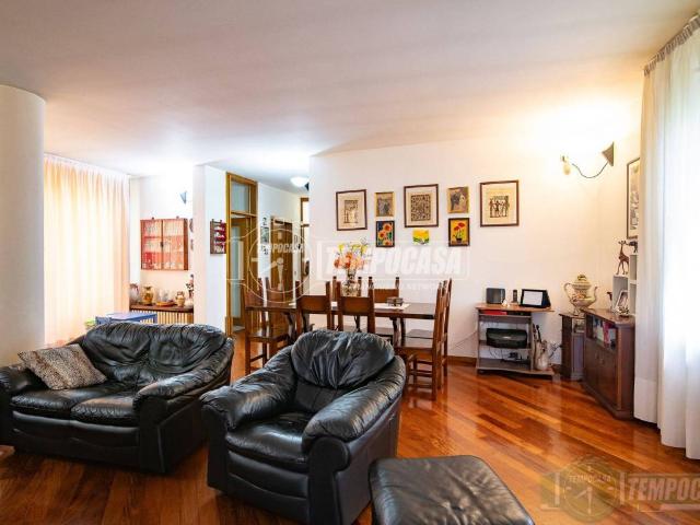 Villa Indipendente in vendita a Castelletto, Senago