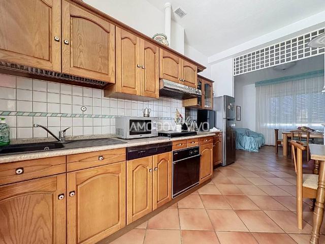 Villa Indipendente in vendita a Casine, Ostra