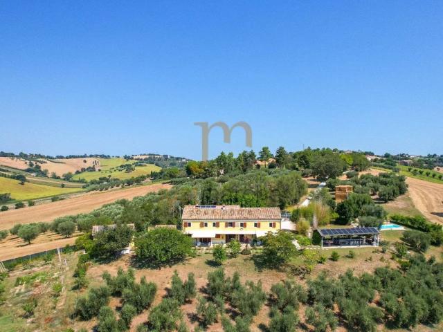 Villa Indipendente in vendita a Marche, Ancona