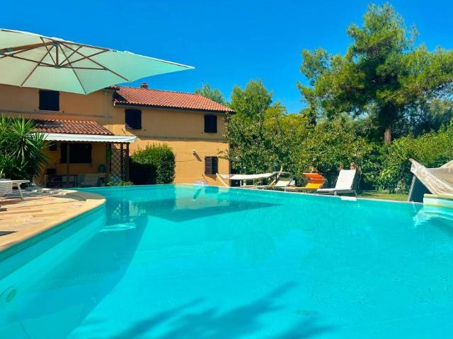 Villa Indipendente in vendita a Marche, Ancona
