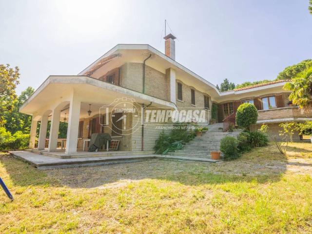 Villa Indipendente in vendita a Marche, Ancona