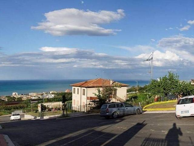 Villa Indipendente in vendita a Marzocchetta, Marche