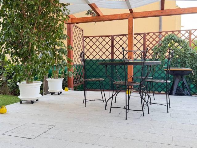Villa Indipendente in vendita a Ciarnin, Marche