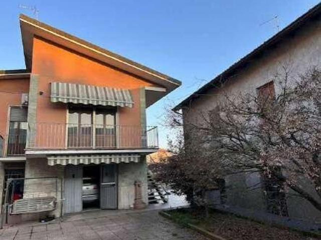 Villa Indipendente in vendita a Somaglia, Lombardia