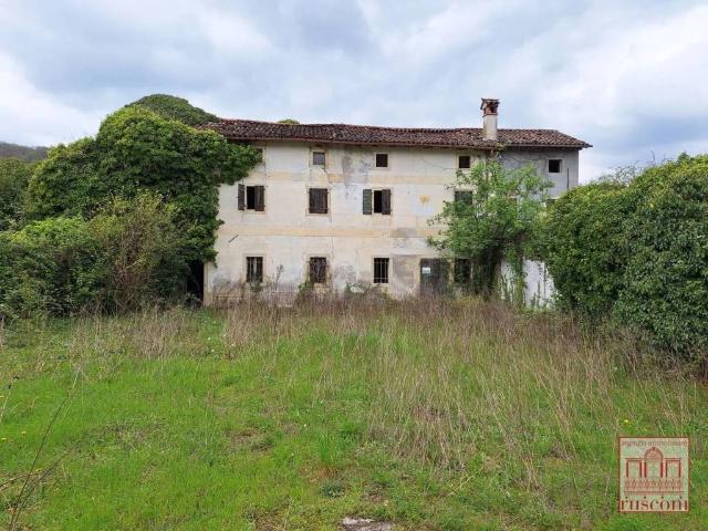 Villa Indipendente in vendita a Sequals, Friuli-Venezia Giulia