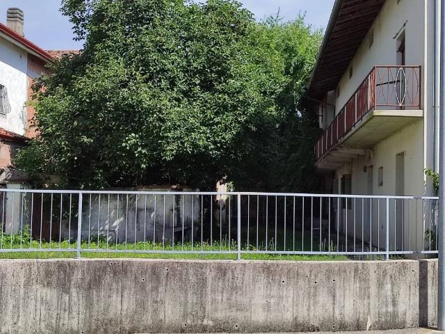 Villa Indipendente in vendita a Sequals, Friuli-Venezia Giulia