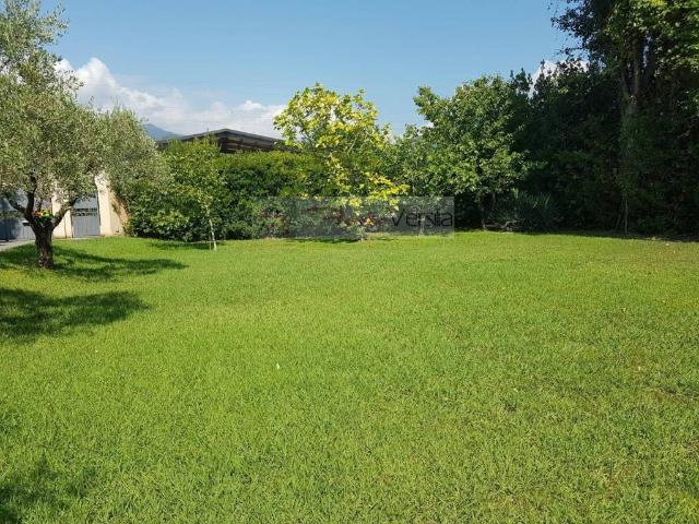 Villa Indipendente in vendita a Frasso, Seravezza