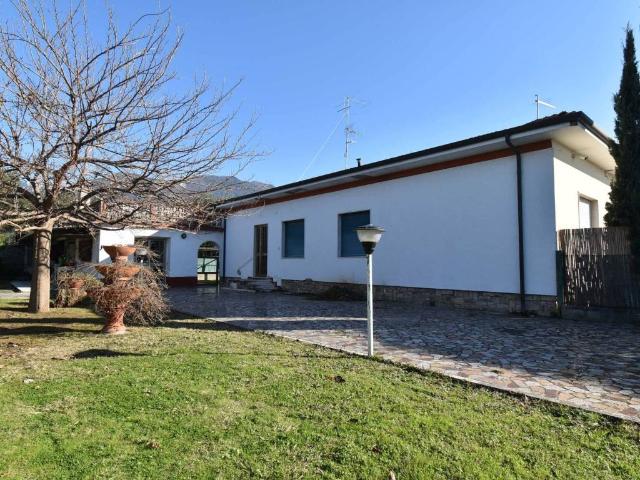 Villa Indipendente in vendita a Pozzi, Seravezza