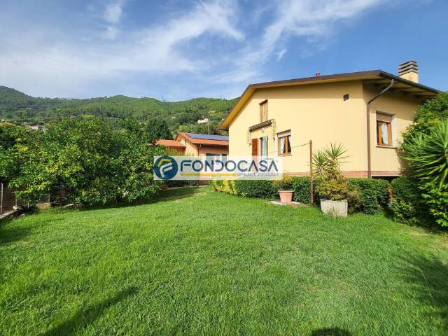 Villa Indipendente in vendita a Ripa, Seravezza
