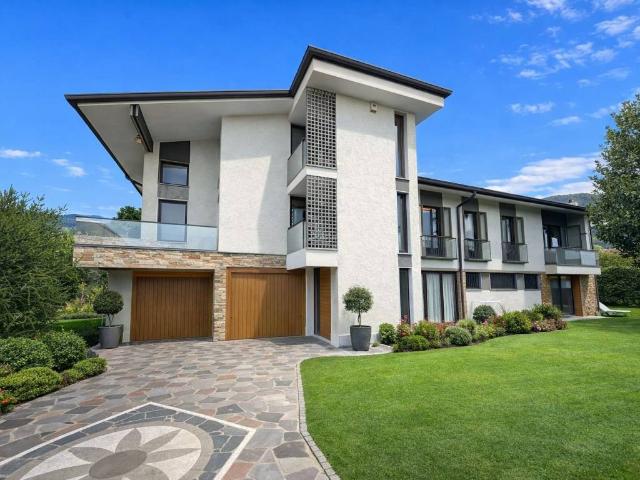 Villa Indipendente in vendita a Seravezza, Toscana