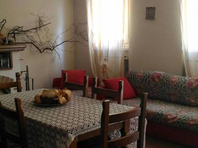 Villa Indipendente in vendita a Azzano, Seravezza