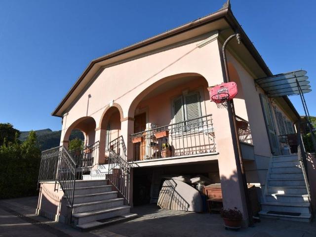 Villa Indipendente in vendita a Ripa, Seravezza
