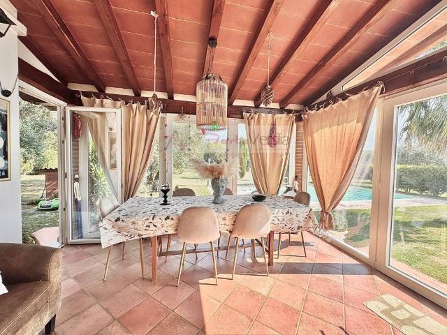 Villa Indipendente in vendita a Frasso, Seravezza