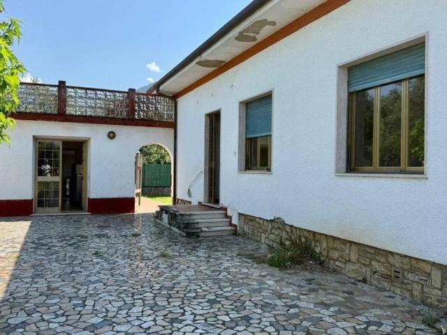 Villa Indipendente in vendita a Pozzi, Seravezza