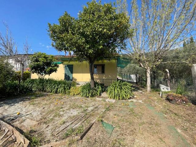 Villa Indipendente in vendita a Ripa, Seravezza