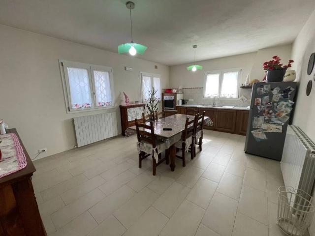 Villa Indipendente in vendita a Frasso, Seravezza