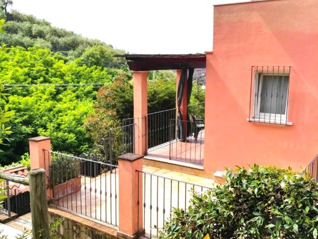 Villa Indipendente in vendita a Ripa, Seravezza