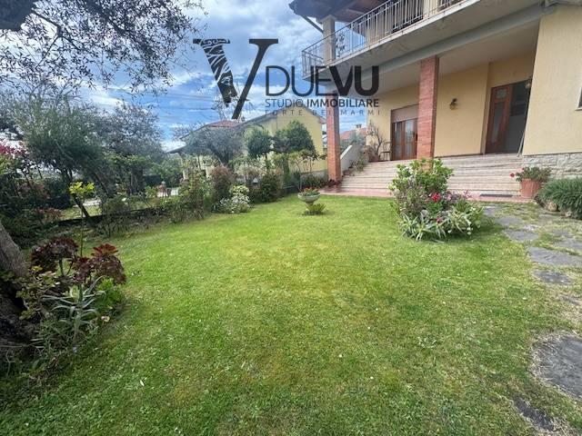 Villa Indipendente in vendita a Ripa, Seravezza
