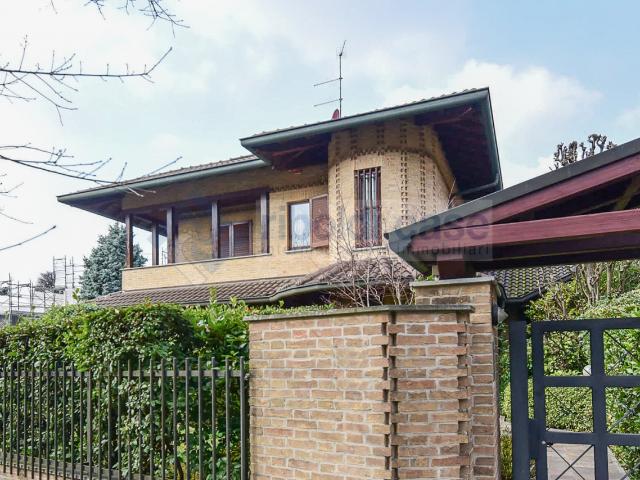 Villa Indipendente in vendita a Santa Valeria, Seregno