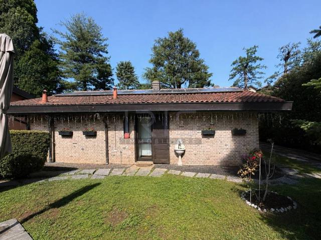 Villa Indipendente in vendita a Lazzaretto, Seregno