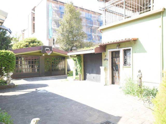 Villa Indipendente in vendita a Santa Valeria, Seregno
