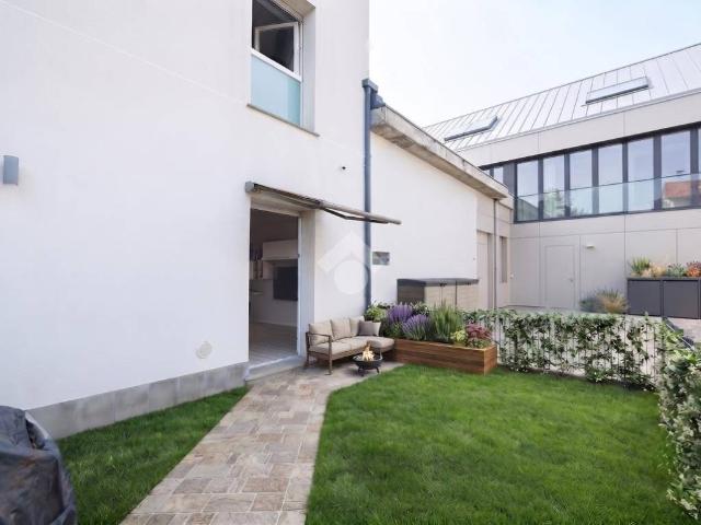 Villa Indipendente in vendita a Santa Valeria, Seregno