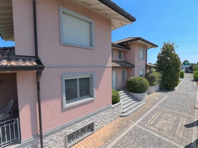 Villa Indipendente in vendita a Santa Valeria, Seregno