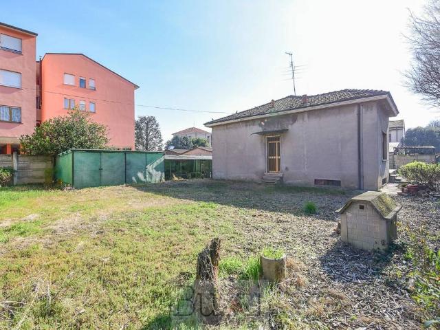 Villa Indipendente in vendita a San Carlo, Seregno