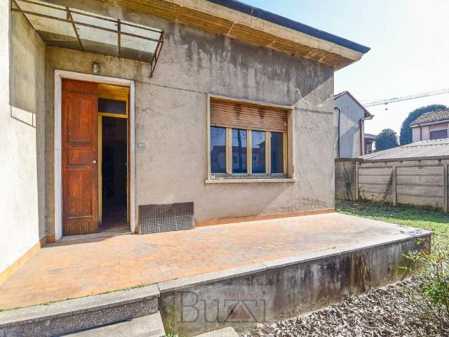 Villa Indipendente in vendita a San Carlo, Seregno