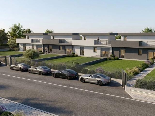 Villa Indipendente in vendita a Seregno, Lombardia